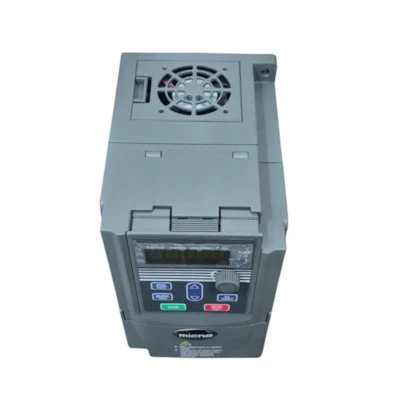 Segunda imagem do produto Inversor Bomba Solar 1CV 380V Bifásico Micno - Outlet